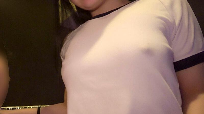 乳首が透けている、体操服姿の南日菜乃ちゃん。