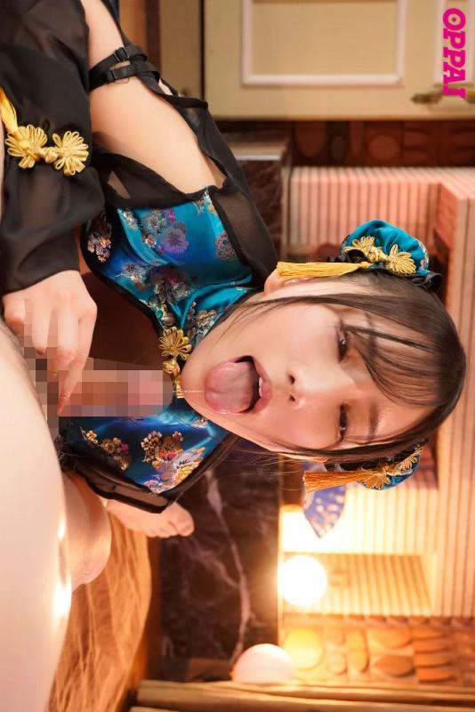 フェラしてくれる、チャイナ服姿の楪カレンちゃん。