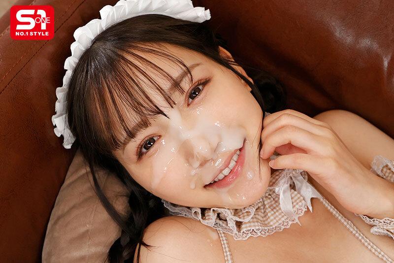 セクシーメイド姿の三田真鈴ちゃん。かわいい顔に射精。