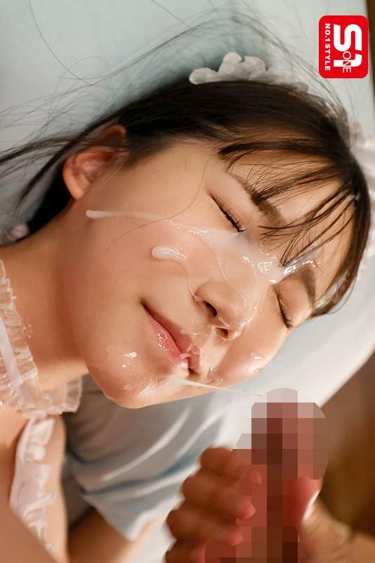 セクシーメイド姿の三田真鈴ちゃん。かわいい顔に射精。